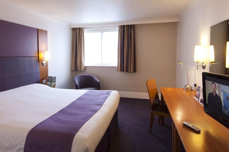 נאנטוויץ' Premier Inn Premier Inn Crewe מראה חיצוני תמונה
